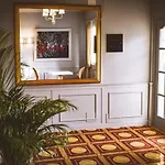 Отель Illyrian Boutique 4*