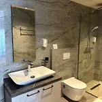 Illyrian Boutique 4* Sarandë