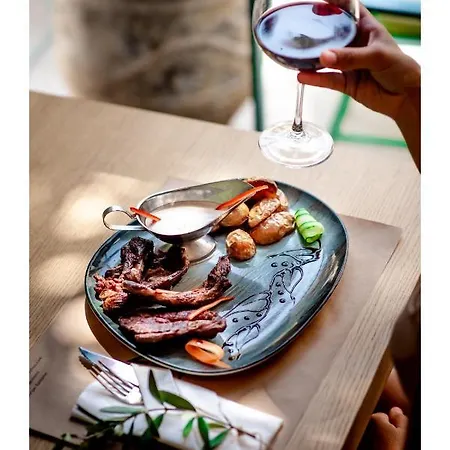 Illyrian Boutique Отель Саранда