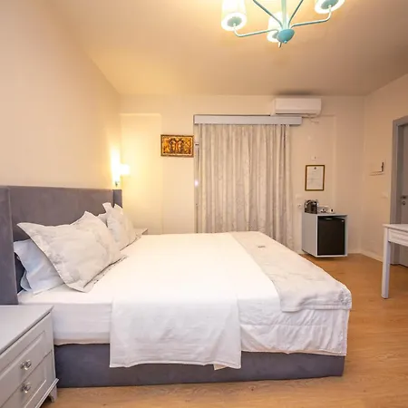 Illyrian Boutique מלון 4*